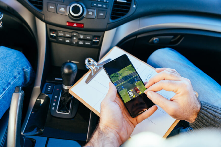 Applis pour apprendre à conduire sur Internet